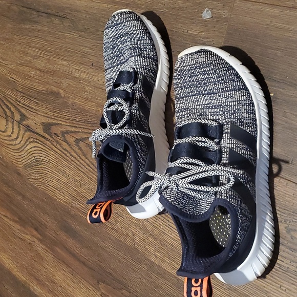 Mens Adidas cloudfoam sneakers sz 8 - Picture 4 of 7